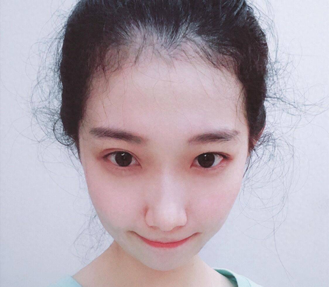 起聚餐九宫格火锅抢眼唐嫣一口都没有吃PG